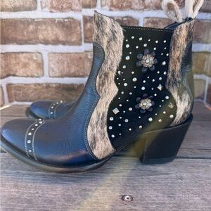 Old Gringo Sooke Blue and Black Ankle Boots